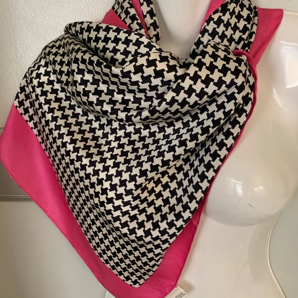 Doncaster Collection Women’s 6 S Black Cashmere Long Belted Coat pink lining EUC - Picture 8 of 10